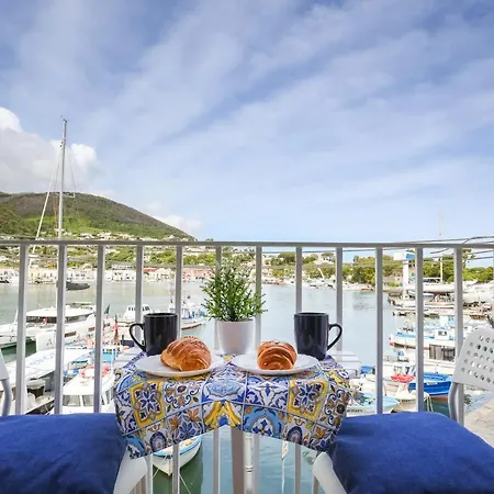 Appartamento Panoramico La Rosa Dei Venti - Maestrale Ischia Exterior photo